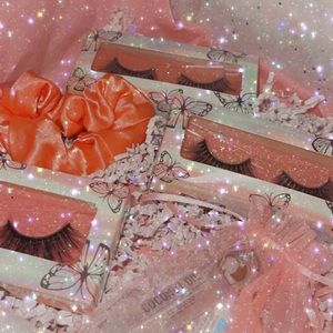 Mink, great Quality, such a beautiful style,